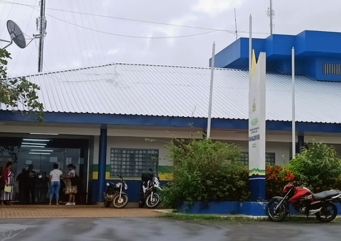 Homem encontra com ex na rua e a espanca no Amazonas