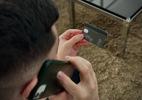 Polícia alerta população sobre golpe da "Falsa Central de Atendimento"