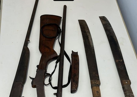 Homem é preso por intimidar vizinhos com armas de fogo e terçados no Amazonas