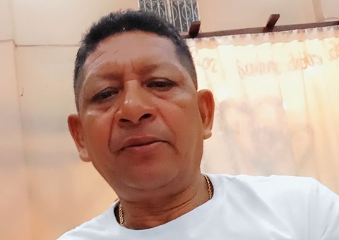 Polícia pede ajuda para encontrar suspeito de esfaquear ex na frente dos filhos no Amazonas