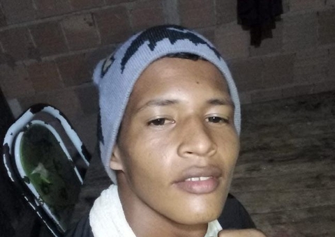 Homem tenta estuprar idosa após ela atender porta em Uarini; suspeito é procurado