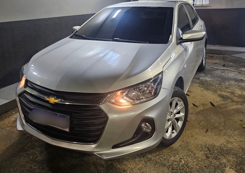 Mulher é presa no Japiim por adulterar placa de carro para não pagar IPVA