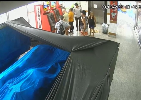 Saiba como criminosos agiam em caixas eletrônicos de Manaus; vítima perdeu R$ 17 mil