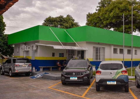 Irmãos são presos por não permitirem que mãe de 86 anos recebesse ajuda em Manaus