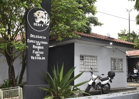 Homem é preso após se envolver em acidente fatal com moto roubada em Manaus