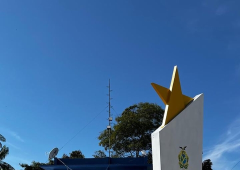 Homem esfaqueia colega de bar por se recusar a comprar mais bebida em Amaturá