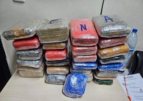 Homem é preso enquanto vendia drogas avaliadas em R$ 170 mil em Manaus