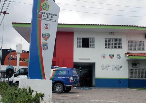 Condenado por esganar e ameaçar ex-mulher com faca é preso em Manaus 