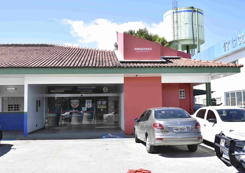 Grupo é preso suspeito de roubos em paradas de ônibus em Manaus