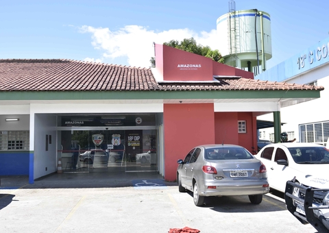 Dupla que teria 'alisado' partes íntimas de dona de casa durante roubo é presa em Manaus