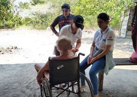 Idoso cadeirante é resgatado morando em barraco no Amazonas; PC investiga maus-tratos