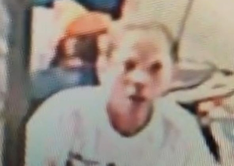 Mulher que finge ser funcionária do CRAS para furtar casas é procurada no Coroado