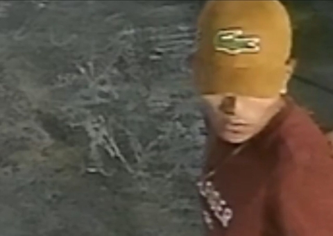 Polícia caça homem que furtou motocicletas no bairro Flores