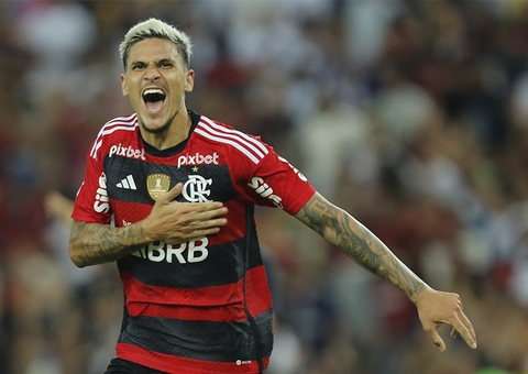 Lesão de Pedro reacende alerta e Flamengo planeja mercado para 2026