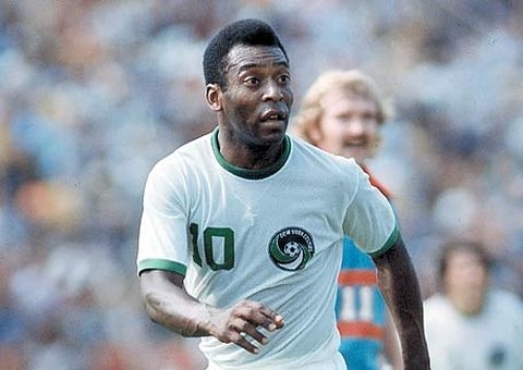 Pelé marcou imaginário americano no Cosmos, mas liga não durou sem ele