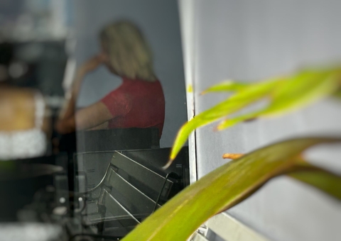 Travesti é presa após agredir família e tentar atear fogo em casa no São José