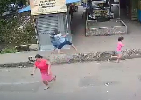 Vídeo: Criminosos atiram em homem e causam pânico no Coroado, em Manaus