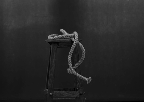 50% dos pais não percebem sinais de comportamento suicida nos filhos