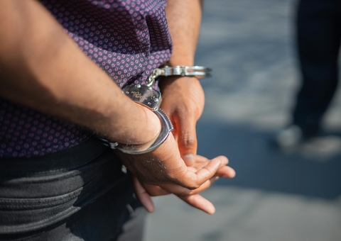 'Enlouquecido', homem invade casa da ex e quebra tudo no Riacho Doce