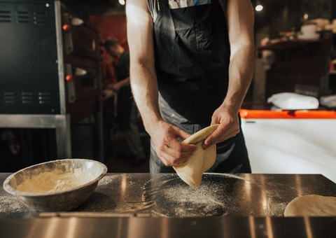 Caseiro e pizzaiolo: Sine Amazonas divulga 83 vagas de emprego para esta segunda