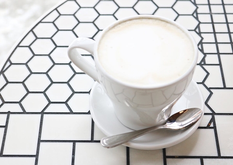 O leite é inflamatório? Veja mitos e verdades 