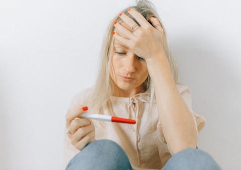 Maioria das brasileiras de 25 a 45 anos desconhece opções de fertilização, aponta pesquisa