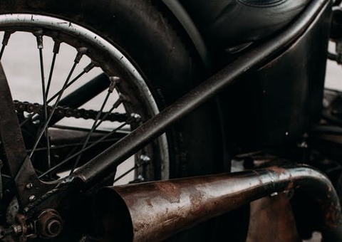 Idoso morre após ser atropelado por motocicleta em Manaus