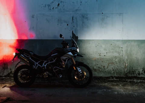 Após perseguição, homem é preso com arma e motocicleta roubada em Manaus