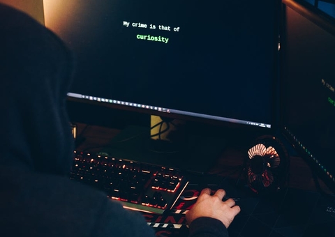 Roubo de contas em redes sociais pode virar crime com pena de prisão