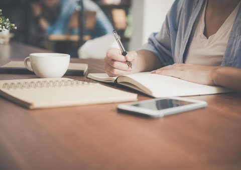 Mais de 50% dos domicílios são comandados por mulheres em Manaus, aponta Censo