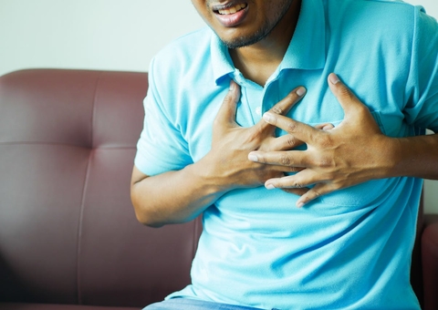 Vídeo pode colocar saúde em risco ao indicar automedicação para pessoas com sintomas de infarto