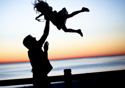 Homens recorrem ao congelamento de sêmen para adiar paternidade