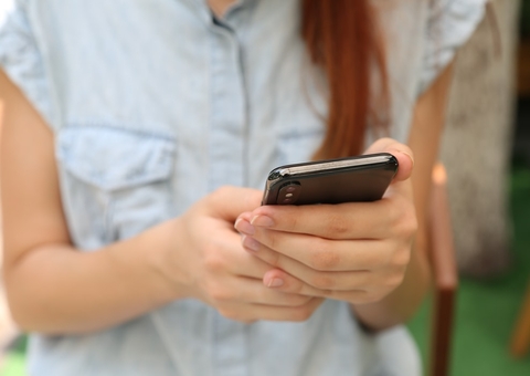 Homem é condenado a indenizar mulher em R$ 20 mil por assédio no WhatsApp