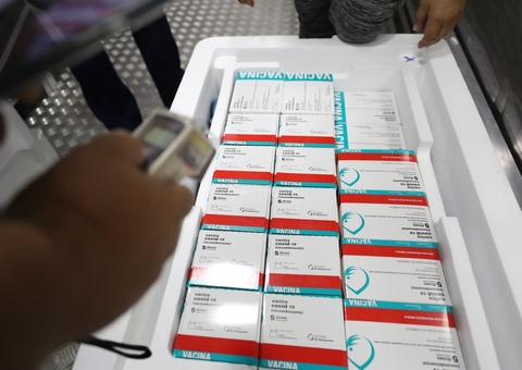 Amazonas recebe mais 71.560 doses de vacinas contra Covid-19 