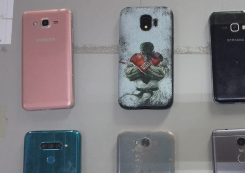 Homem é preso vendendo celulares roubados em feira do Manoa, em Manaus