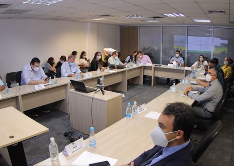 Bares e restaurantes vão passar a exigir carteira de vacinação no Amazonas 