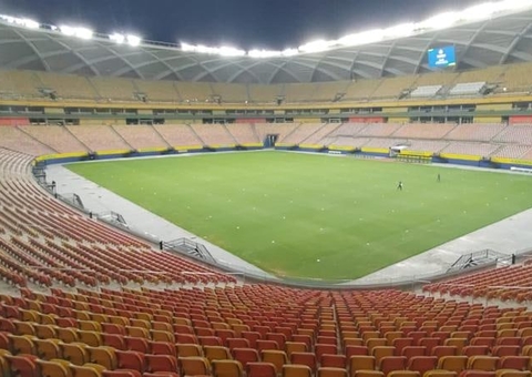 Arena da Amazônia passa por teste de iluminação para jogo entre Brasil e Uruguai