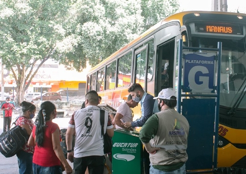 Mais de 18 mil pessoas deixam Manaus para aproveitar feriadão no interior