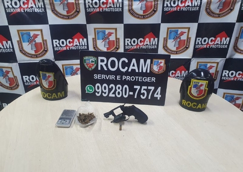 Com ficha extensa na polícia, jovem é preso ao ser pego com arma e drogas em Manaus