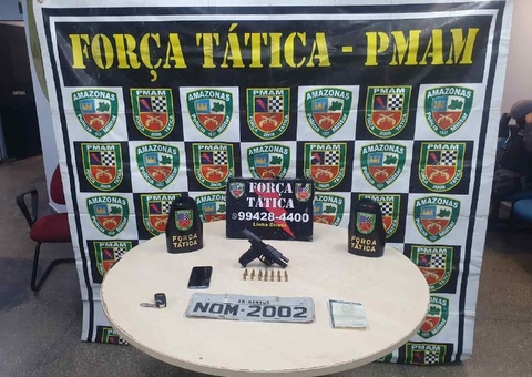 Dupla é presa com arma alemã enquanto se preparava para fazer arrastões em Manaus