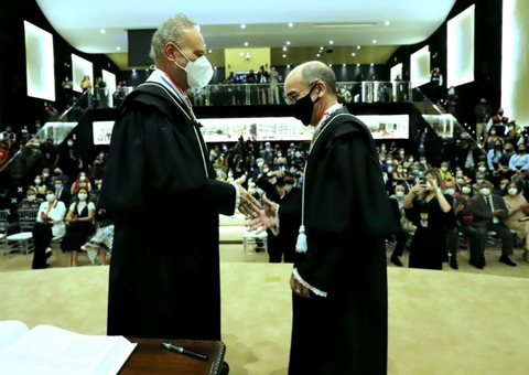 Conselheiro Érico Desterro assume presidência do Tribunal de Contas do Amazonas