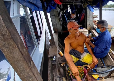 Municípios do Amazonas melhoram índice na vacinação contra Covid-19
