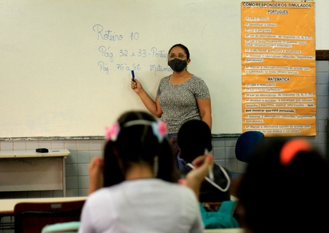 Mais 42 professores aprovados no concurso da Semed são convocados em Manaus