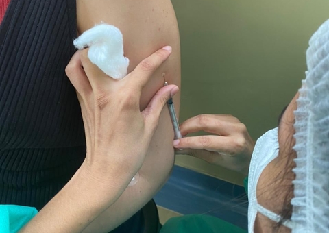 Governo diz ao STF que já vacinou todos os idosos com mais de 90 anos