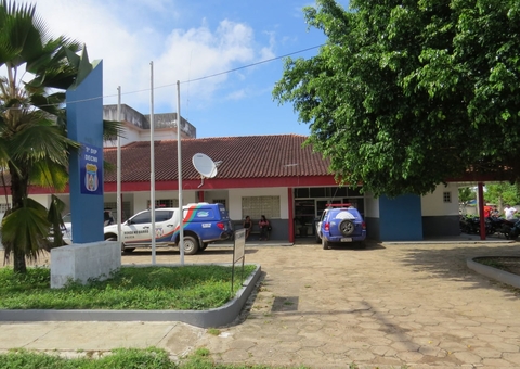 Homem é preso após ameaçar expor fotos nua da ex-mulher no Amazonas