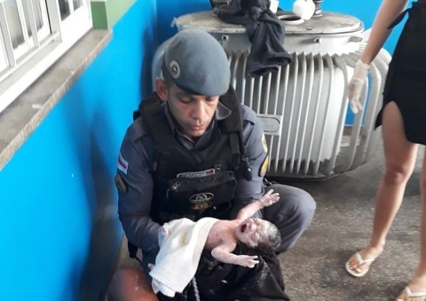 Policiais realizam parto de mulher dentro de delegacia em Manaus