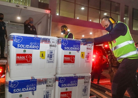 Brasil vai receber vacinas doadas pelo presidente dos EUA, Joe Biden