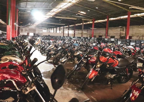 Leilão do Detran com 950 veículos encerra visitação em Manaus 