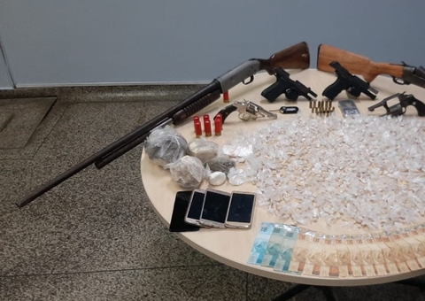 Quatro suspeitos de tráfico são presos durante operação policial em Manaus 