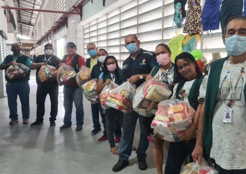 Permissionários de galerias e shopping de Manaus ganham cestas natalinas